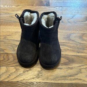 UGG toddler size 8, brown